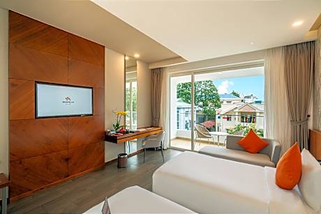 Classic City View Twin Room