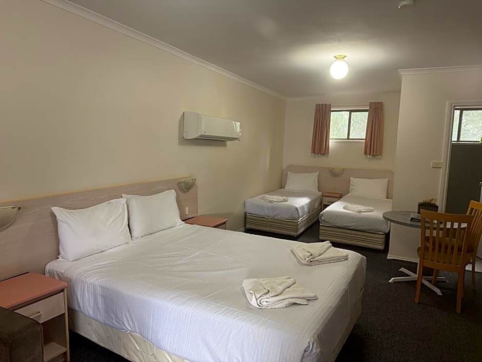 Yass Motel