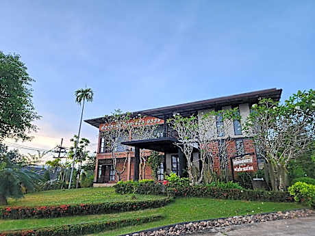 Sangklakiri Resort