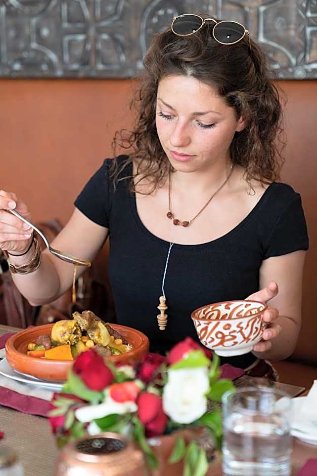 Riad Wazani Square & SPA