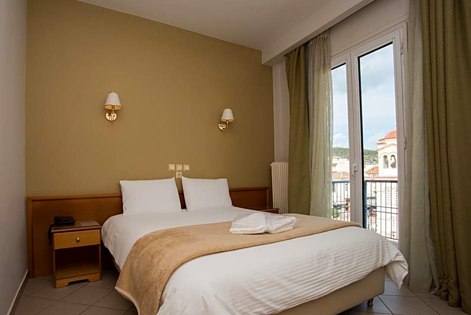 Photo 1 of 16 of 1 Double Bed or 2 Beds