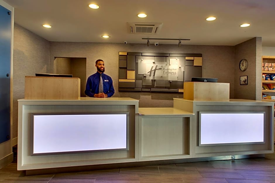 Holiday Inn Express Baltimore-Bwi Airport West