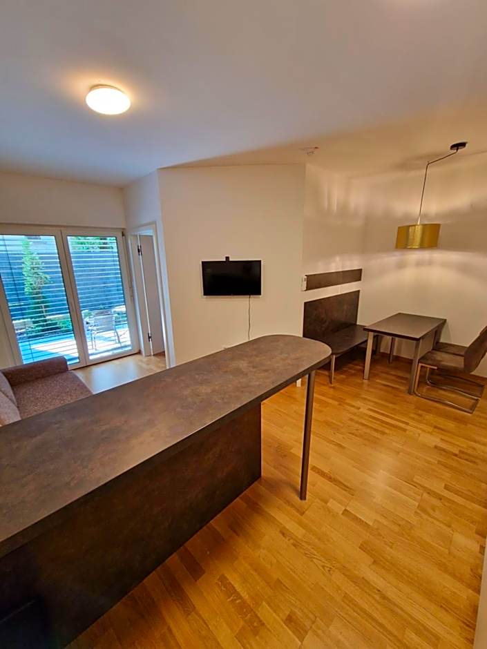 Apartments & Burgers REZIDENCA PIPANOVA