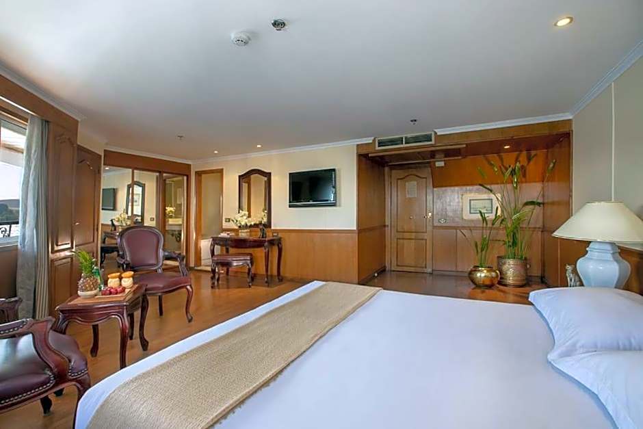 Nile Cruise 3 nights From Aswan to Luxor Every Friday, Monday and Wednesday with tours