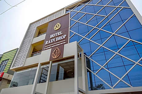 HOTEL RAIN DROP