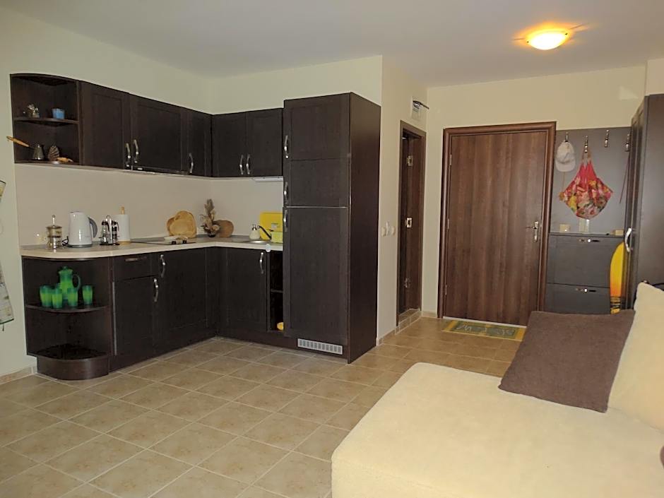 Chateau del Marina Apart Complex