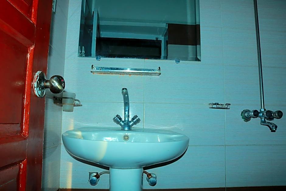 Umda Hotel Pine Top – Murree, IN