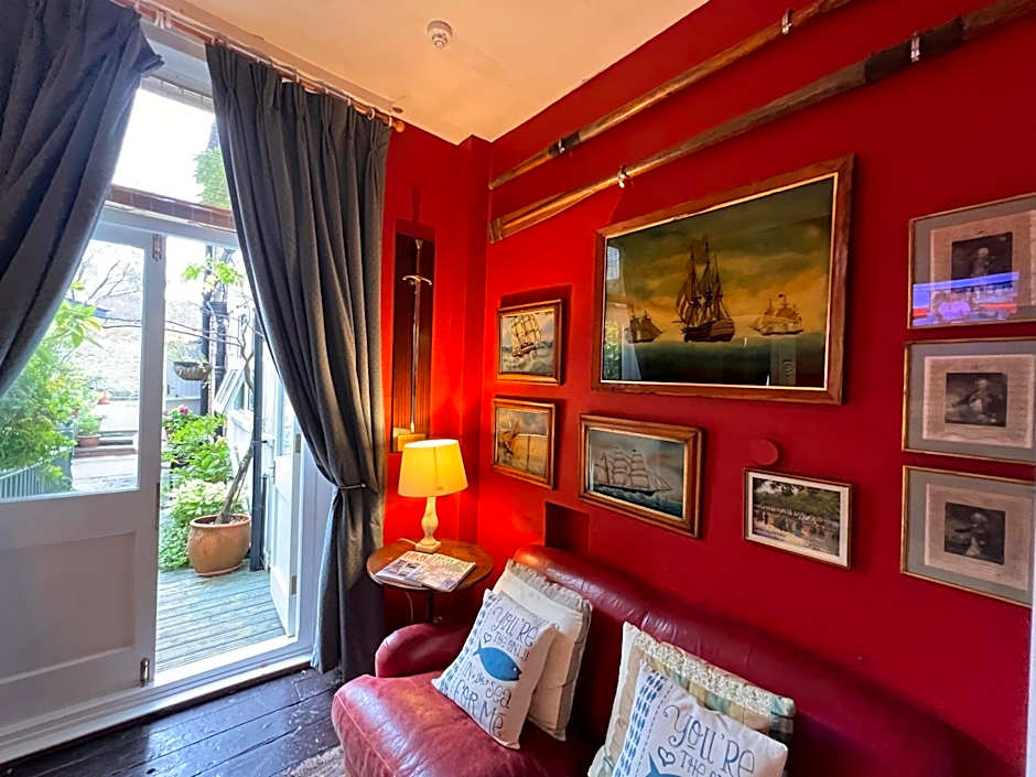 The Royal Harbour Hotel