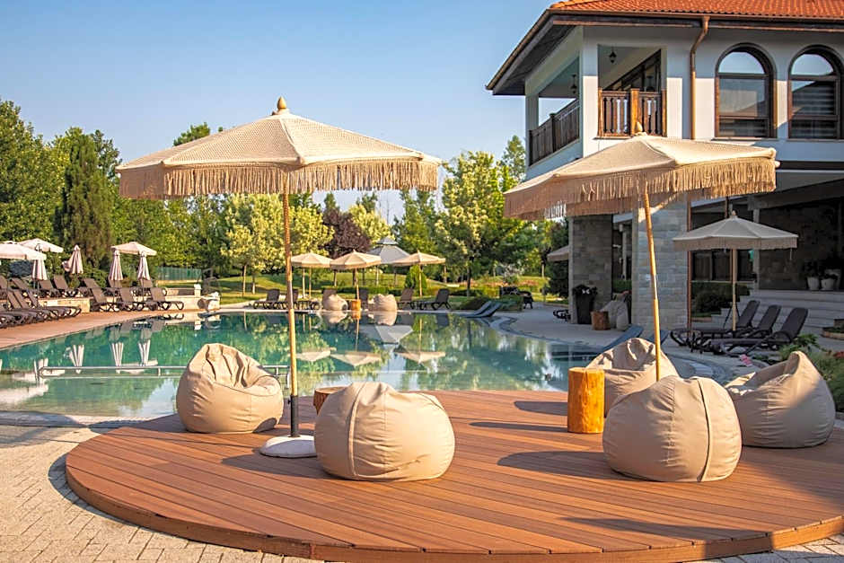 Boutique Complex Trakiets