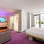 YOTEL New York Times Square