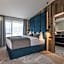 Perfect Lodgings Panorama