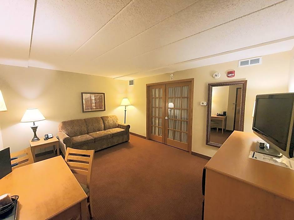 Photo 1 of 6 of Presidential Suite