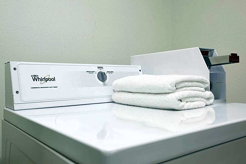 Super 8 by Wyndham Garland/Rowlett/East Dallas Area