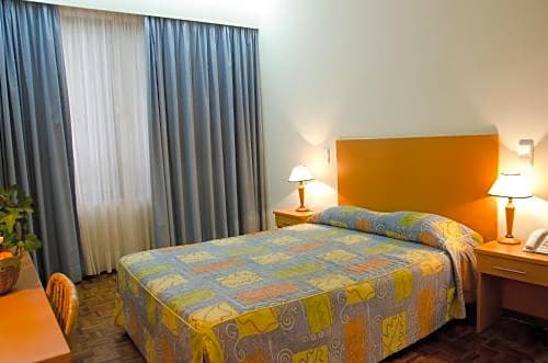 VIP Inn Miramonte Hotel