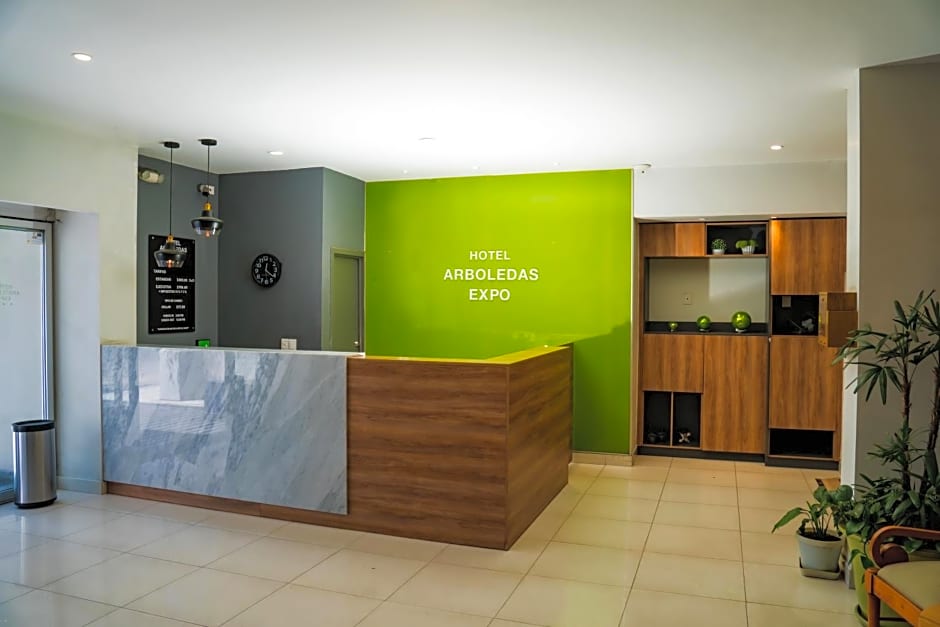 Hotel Arboledas Expo