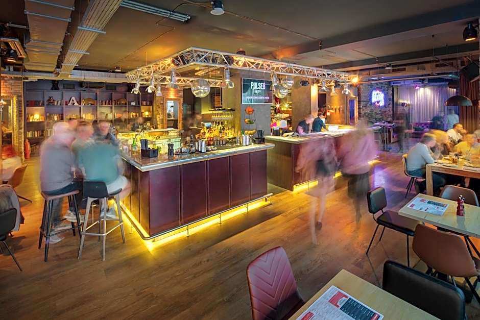 Hotel PULSE8