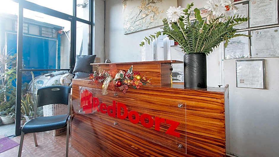 RedDoorz At Goldentown Hotel Davao City – Davao City, CO