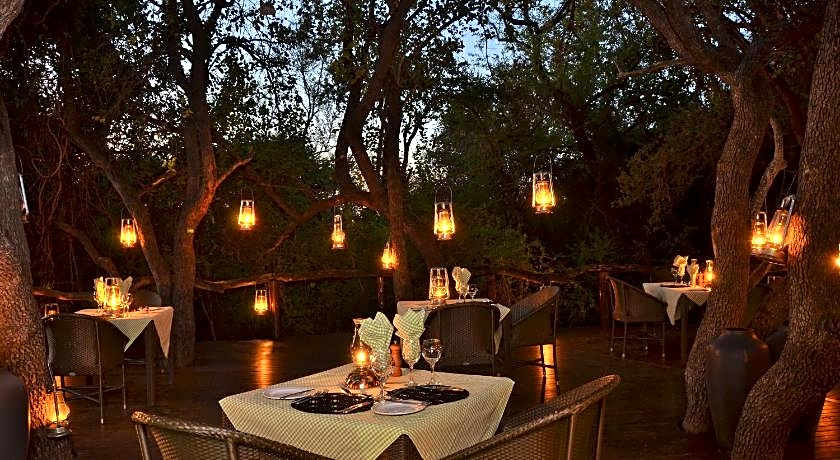 Motswiri Private Safari Lodge