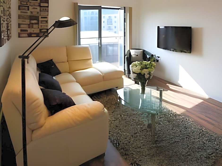 Dreamhouse Apartments Manchester City West
