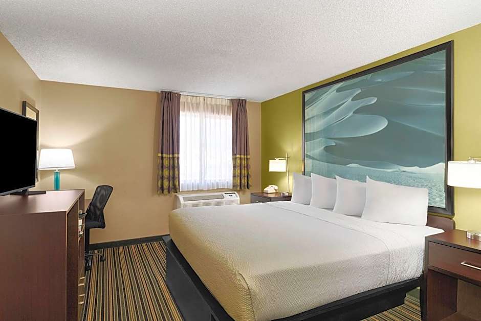 Super 8 by Wyndham Casa Grande