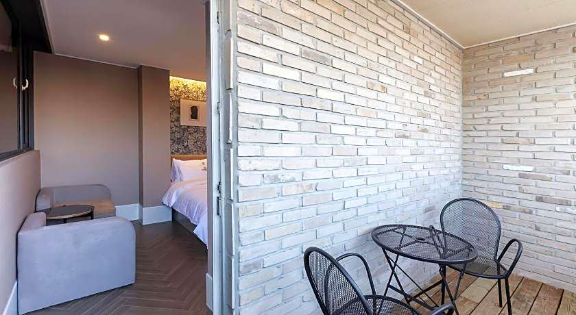 Browndot Hotel Sasang Renecite