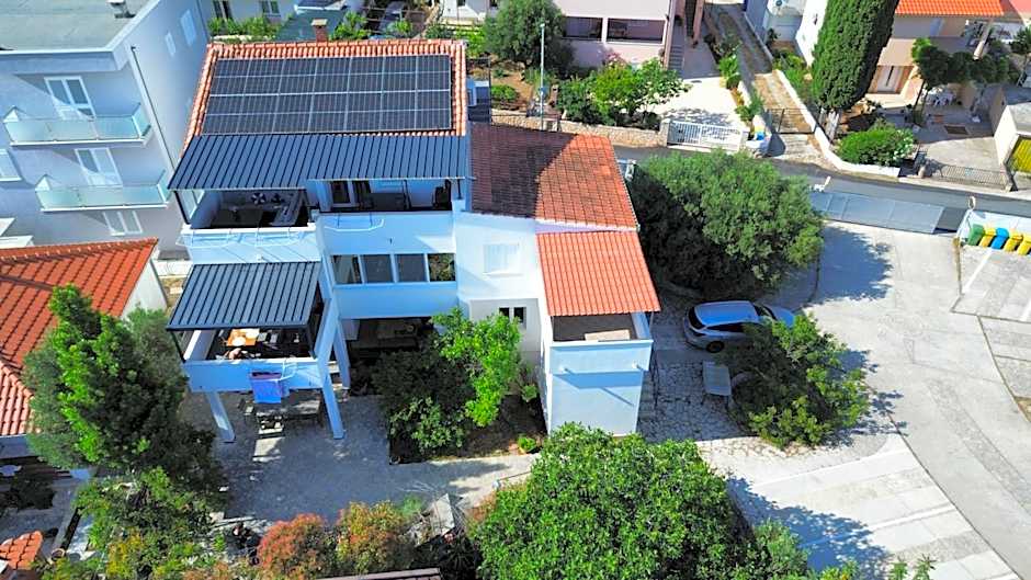 Apartments CVITA Holiday
