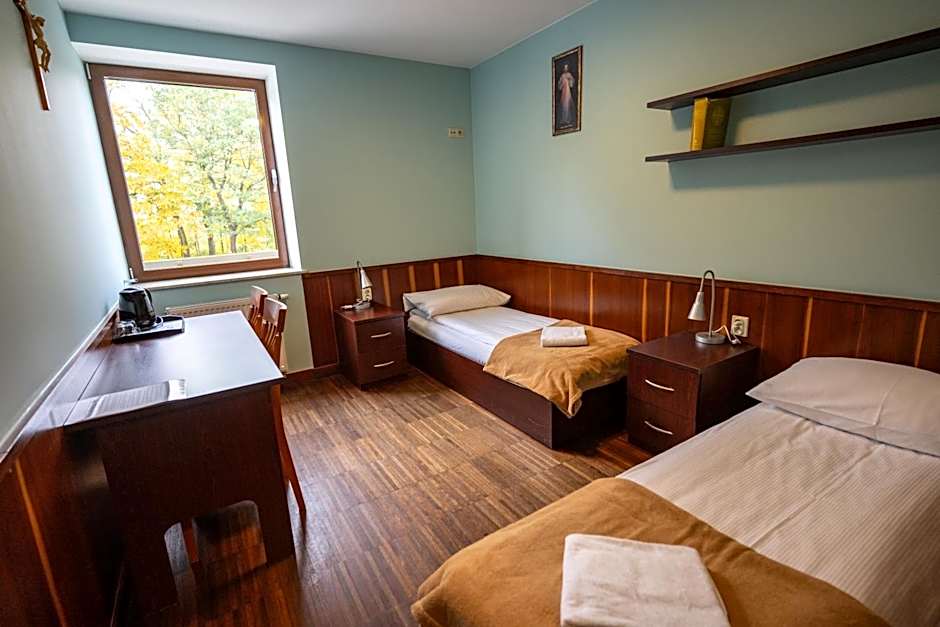 Uroczysko Porszewice - Ośrodek Rekolekcyjno-Konferencyjny koło Łodzi