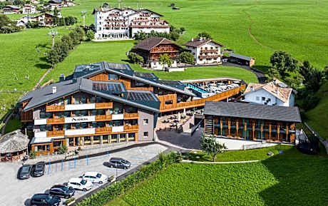 Hotel Alpenroyal