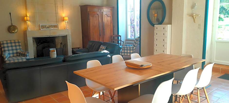 Logis de Chenac - Chambres et table d'hôtes