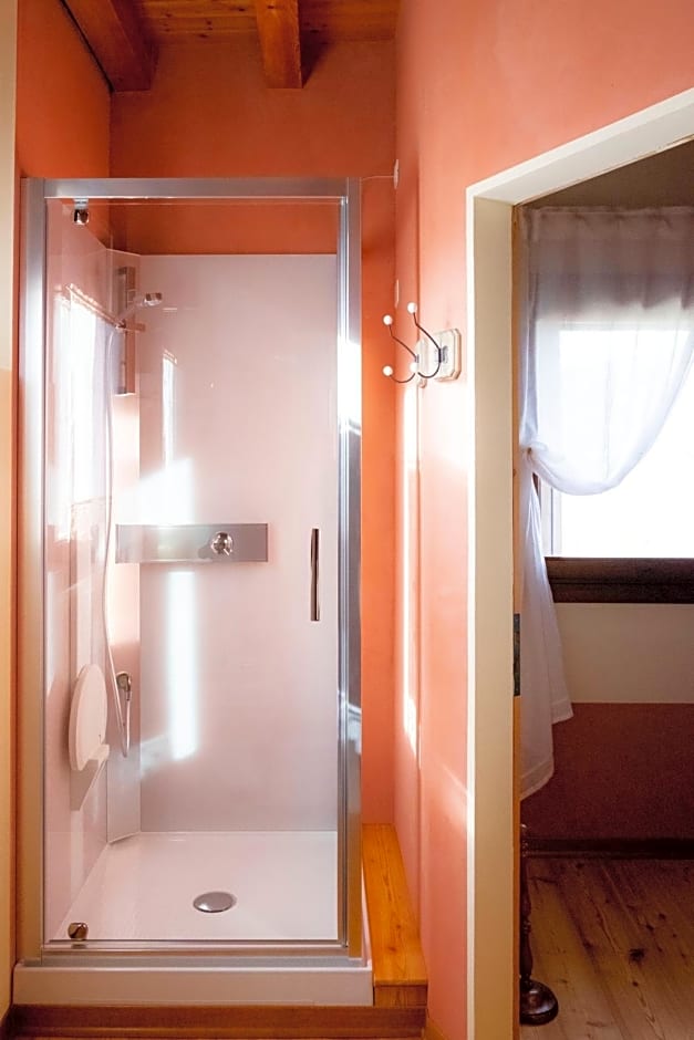 La Porta Accanto B&B