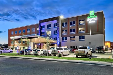 Holiday Inn Express & Suites - Roswell, an IHG Hotel