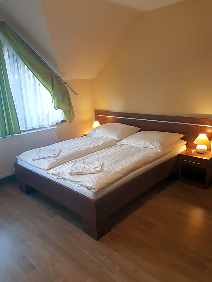 U Andzi – Wisla, IN