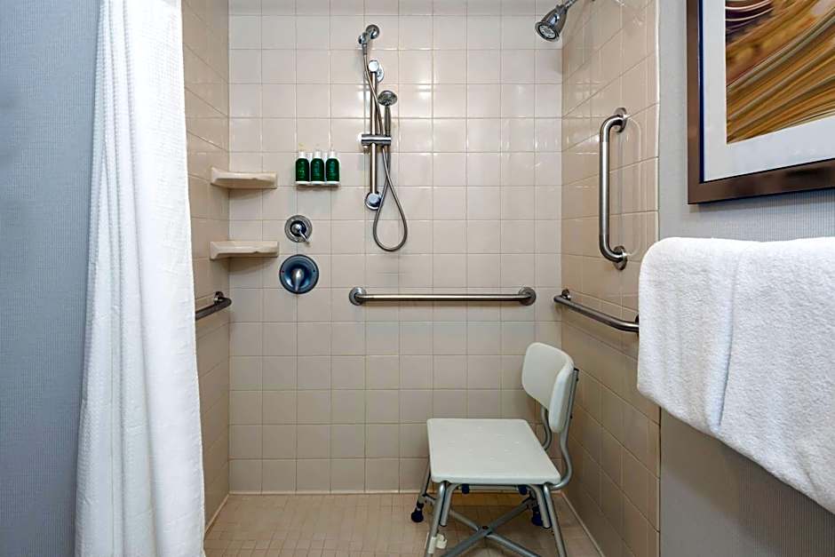 Courtyard by Marriott Buffalo Airport