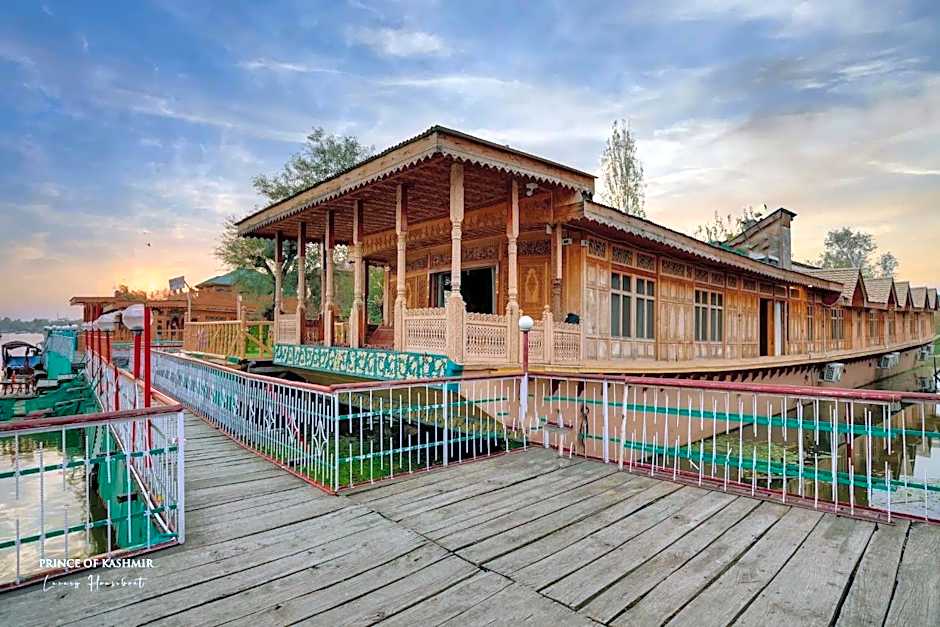 Prince of Kashmir Luxury Houseboat