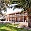 The Standpipe Golf Motor Inn