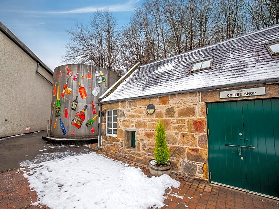 OYO Eastbank Hotel, Speyside Scotland