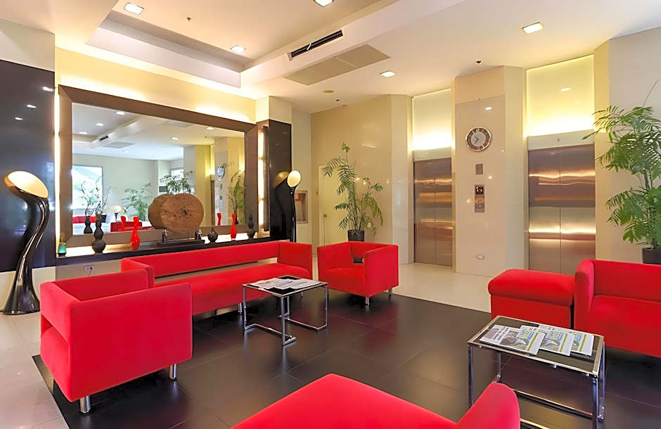 Paseo Premiere Hotel