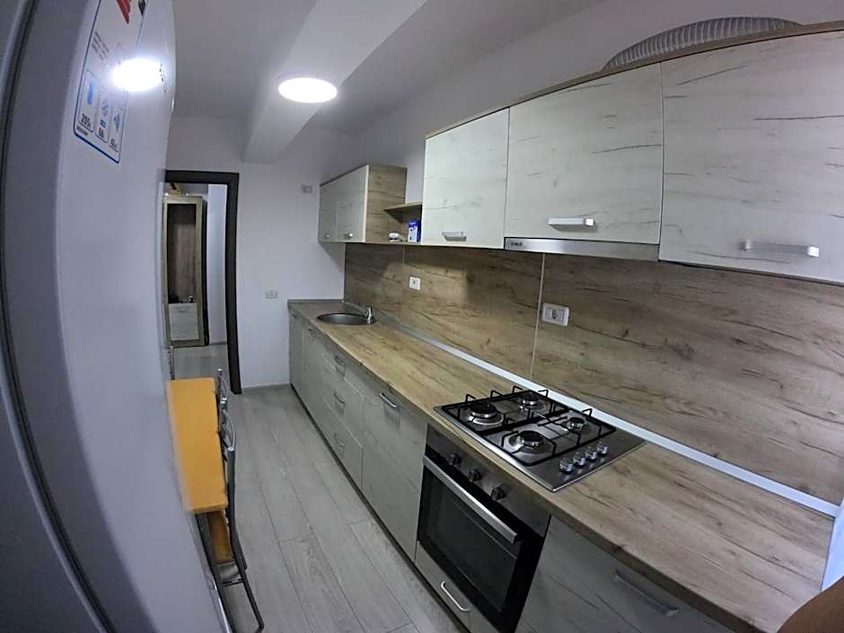 Cazare bloc nou ultracentral