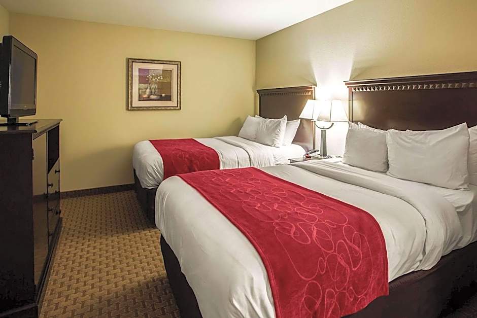 Photo 1 of 4 of 2 Queen Beds Suite