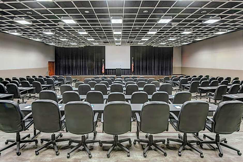 Holiday Inn East Windsor - Cranbury Area by IHG