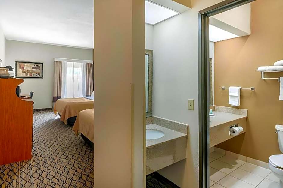 Quality Inn & Suites Jefferson City