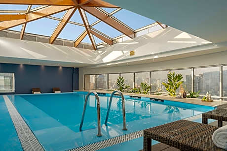 NH Collection Plaza Santiago Hotel