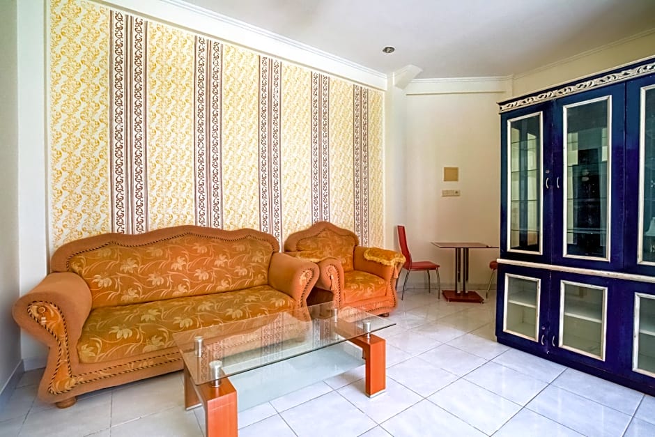 OYO 3305 Bumi Siliwangi Residence