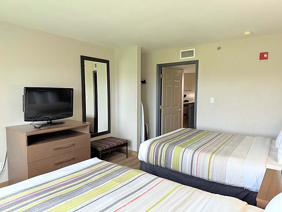 Photo 1 of 4 of 2 Queen Beds Suite