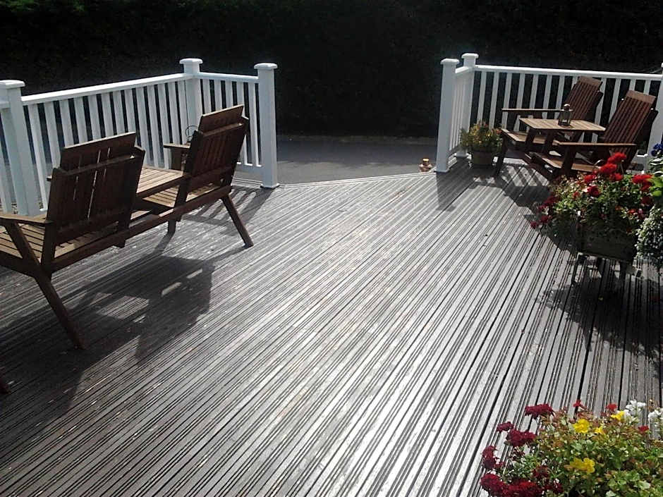 The Waterfront House Country Home