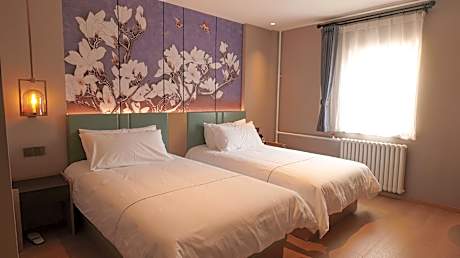 WH - Deluxe Twin Room With View