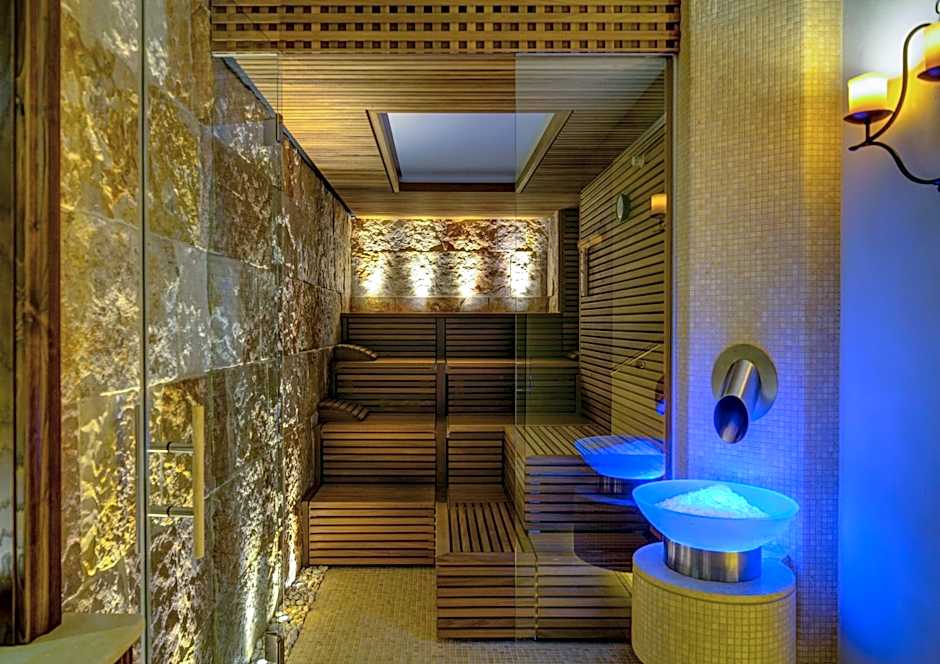 Monastero Santa Rosa Hotel & Spa