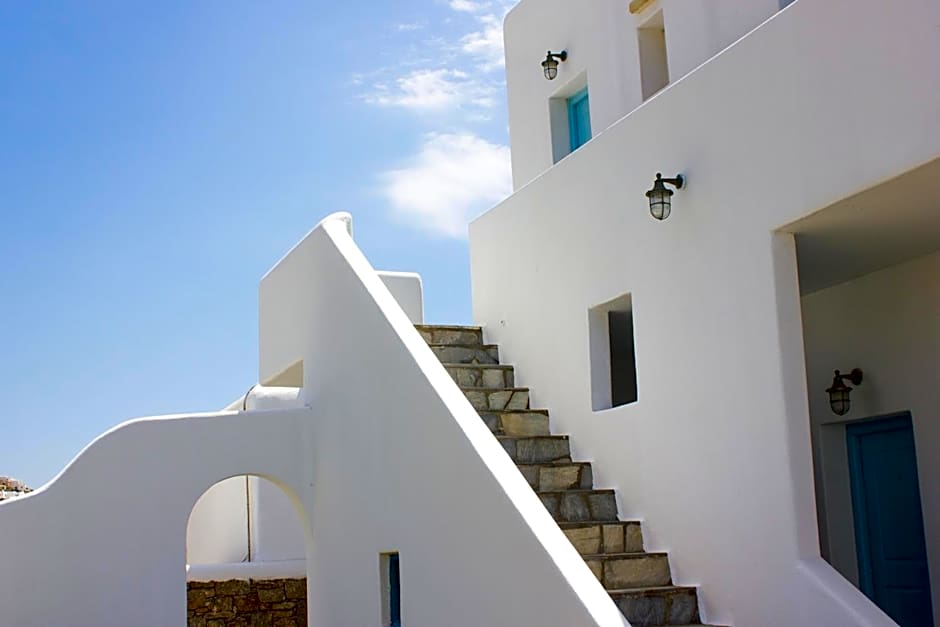 Eleftheria Hotel & Apartments