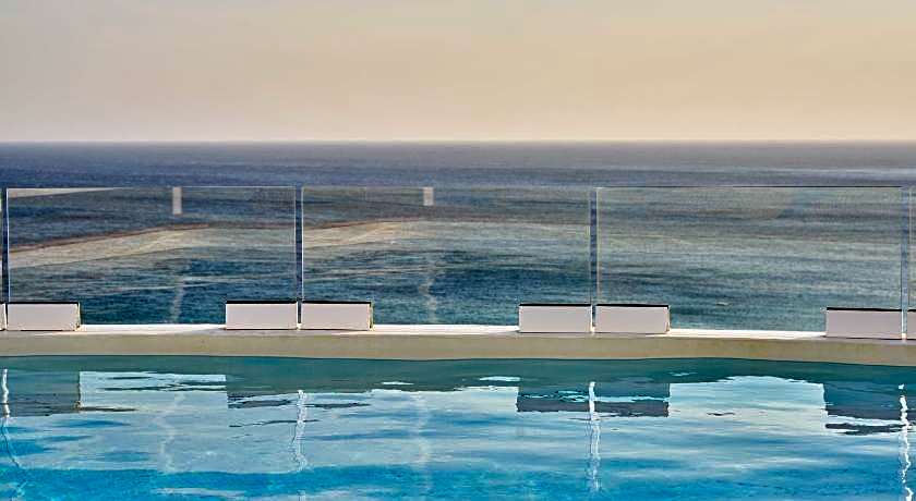 Arte And Mare Luxury Suites And Spa Hotel
