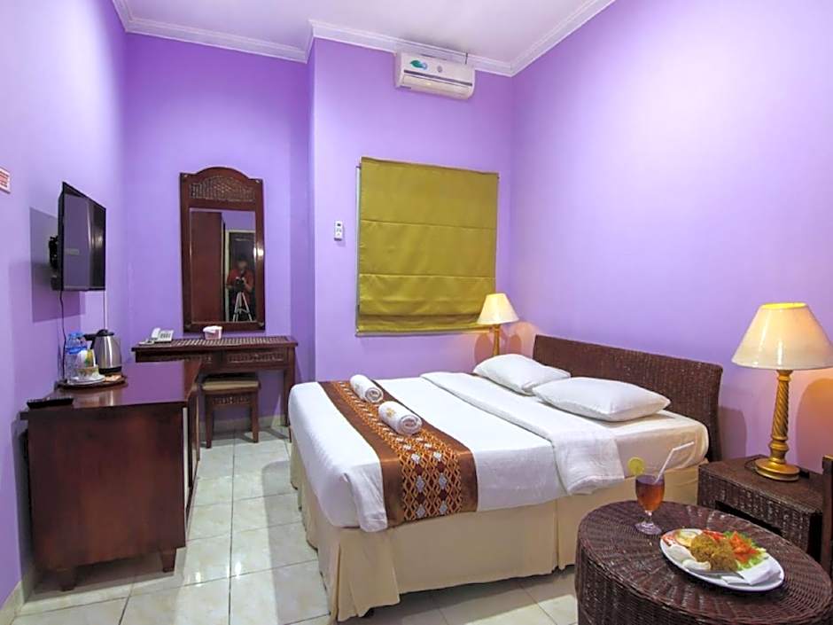 Hotel Signature Mandala Kencana